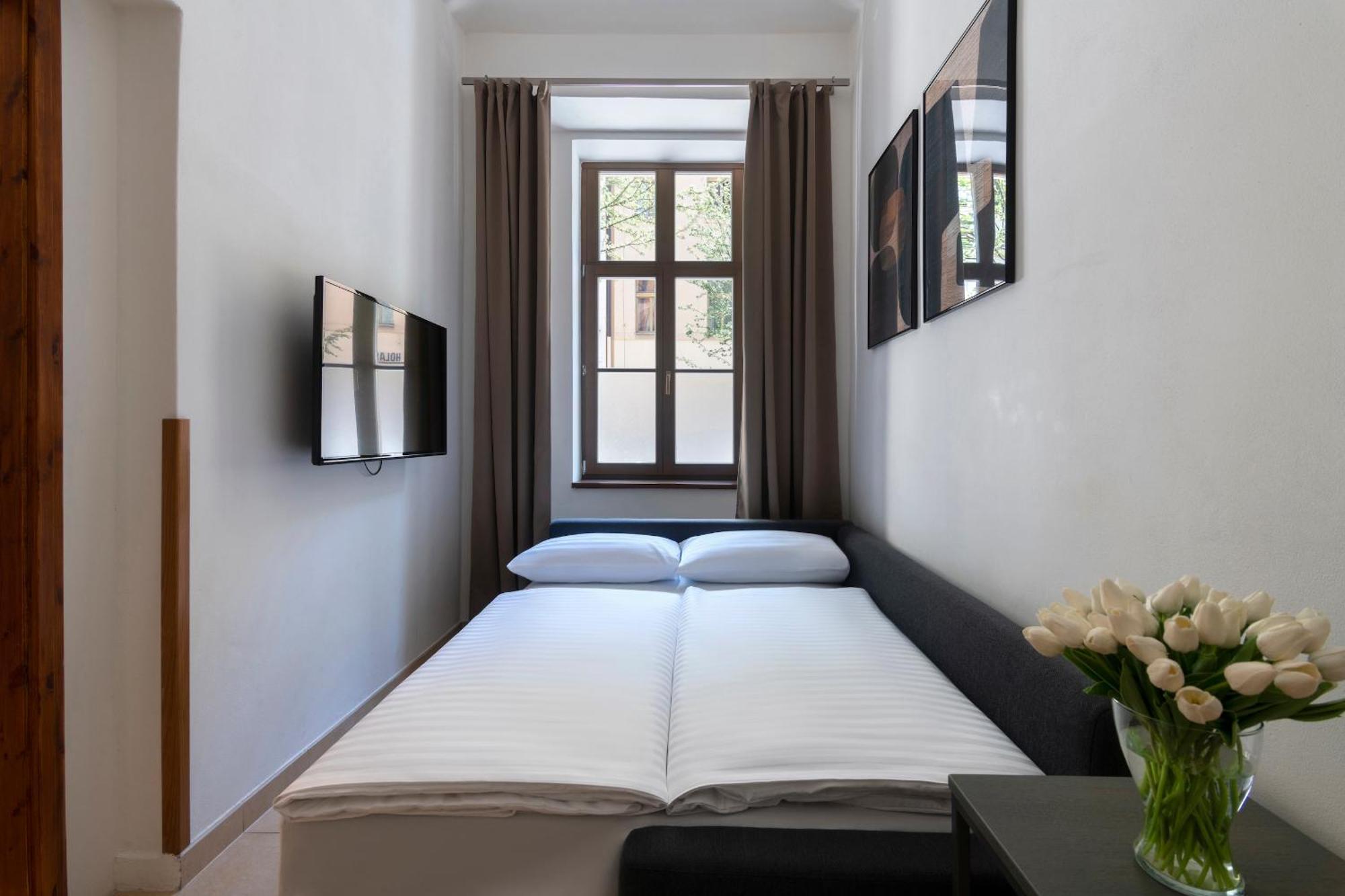 Bohemian Dreams Apartments And Suites By Dwellfort 布拉格 客房 照片